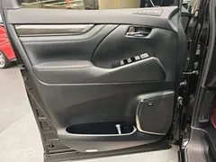 2020 Lexus LM 300h, чёрный — фото 5