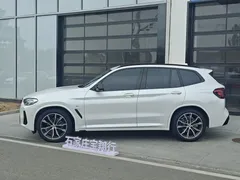 2023 BMW X3 xDrive30i M, белый — фото 4