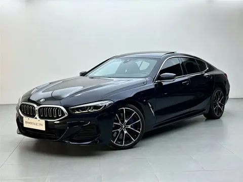 2022 BMW 8 Series 8 840i M