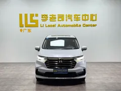 2022 Honda Odyssey 2.0L e:HEV Supreme, белый — фото 2