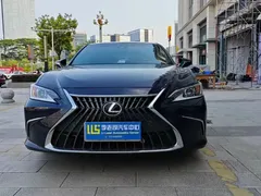 2022 Lexus ES 200, синий — фото 2