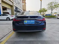 2022 Lexus ES 200, синий — фото 4