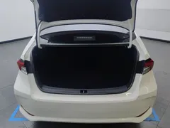 2021 Toyota Corolla Hybrid 1.8L E-CVT Elite, белый — фото 4