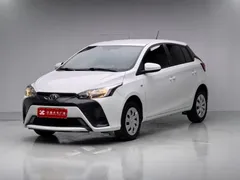 2021 Toyota Yaris L Zhixuan 1.5L CVT Advanced, белый — фото 1