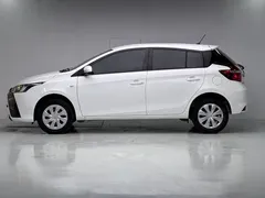2021 Toyota Yaris L Zhixuan 1.5L CVT Advanced, белый — фото 7