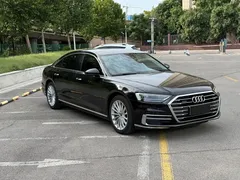 2022 Audi A8L 50 TFSI quattro, чёрный — фото 3