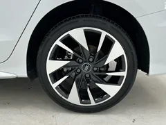 2023 Audi A3L Limousine 35 TFSI, белый — фото 17