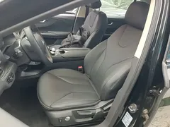 2023 Hongqi E-QM5, чёрный — фото 15