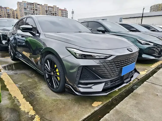 2023 Changan UNI-V 1.5T Premium