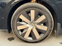 2025 Li Auto i6 4WD, чёрный — фото 7
