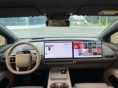 2025 Li Auto i6 4WD, чёрный — фото 9