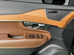 2023 Volvo XC90 7-seat, чёрный — фото 10