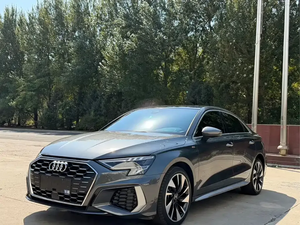 2023 Audi A3 L Limousine 35 TFSI Fashion Sport