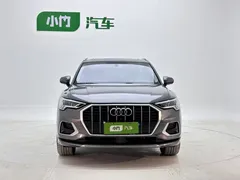 2022 Audi Q3 35 TFSI — фото 2