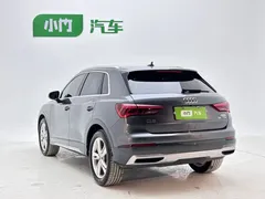 2022 Audi Q3 35 TFSI — фото 3