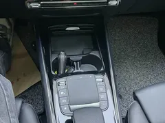 2022 Mercedes-Benz GLA 180, белый — фото 18