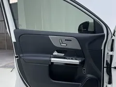 2022 Mercedes-Benz GLA 180, белый — фото 24
