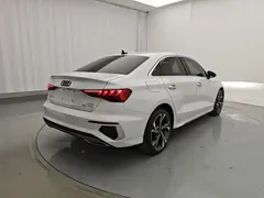 2023 Audi A3L Limousine 35 TFSI, белый — фото 5