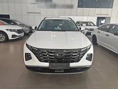 2021 Hyundai Tucson 1.5T DCT LUX Premium, белый — фото 3