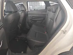 2021 Hyundai Tucson 1.5T DCT LUX Premium, белый — фото 17