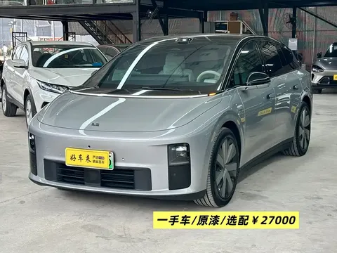 2025 Li Auto i6 2WD