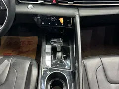 2022 Hyundai Elantra 1.5L CVT 20th Anniversary — фото 12