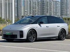 2025 Li Auto i6 2WD — фото 1