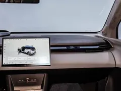2023 Zeekr X 4WD YOU 4-seat, белый — фото 37