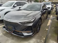 2023 Changan UNI-V 1.5T Sport — фото 1