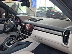 2022 Porsche Cayenne 3.0T Platinum, синий — фото 35