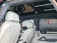 2022 Porsche Cayenne 3.0T Platinum, синий — фото 46