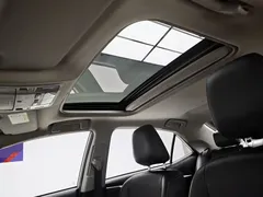 2019 Toyota Corolla 1.8L E-CVT Advanced, белый — фото 16