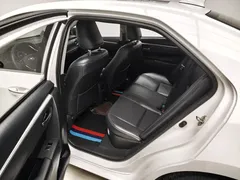2019 Toyota Corolla 1.8L E-CVT Advanced, белый — фото 17