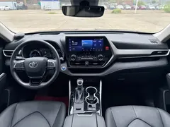 2022 Toyota Highlander Hybrid 2.5L 4WD Premium 7, синий — фото 8