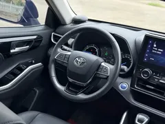 2022 Toyota Highlander Hybrid 2.5L 4WD Premium 7, синий — фото 11