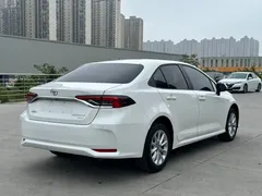 2021 Toyota Corolla 1.2T S-CVT Luxury, белый — фото 6
