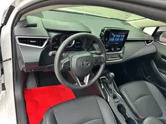 2021 Toyota Corolla 1.2T S-CVT Luxury, белый — фото 10