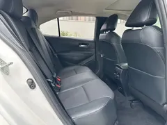2021 Toyota Corolla 1.2T S-CVT Luxury, белый — фото 18