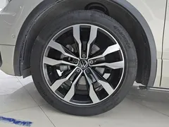 2021 Volkswagen Tiguan L 330TSI AT 2WD R-Line Flagship — фото 6