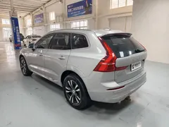 2023 Volvo XC60 4WD Luxury — фото 6