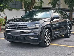 2020 Volkswagen Teramont X 530 V6 4WD Premium Luxury, чёрный — фото 1