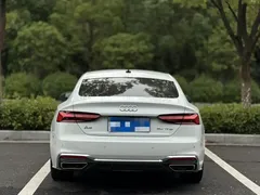 2023 Audi A5 Sportback 40 TFSI, белый — фото 5