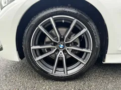 2023 BMW 3 Series 3 320Li M, белый — фото 22