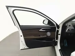 2023 BMW 1 Series 1 120i M, белый — фото 8