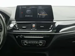 2023 BMW 1 Series 1 120i M, белый — фото 12