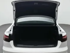 2022 Audi A4L 40 TFSI, белый — фото 16