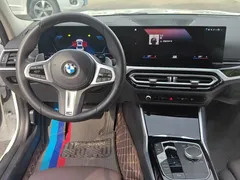 2023 BMW 3 Series 3 320Li M, белый — фото 8