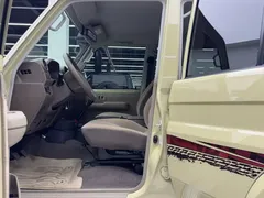 2023 Toyota Land Cruiser LC76 4.0L — фото 8