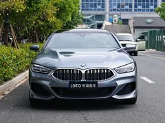 2021 BMW 8 Series 8 840i xDrive M — фото 2