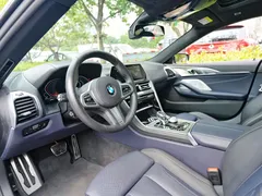 2021 BMW 8 Series 8 840i xDrive M — фото 5